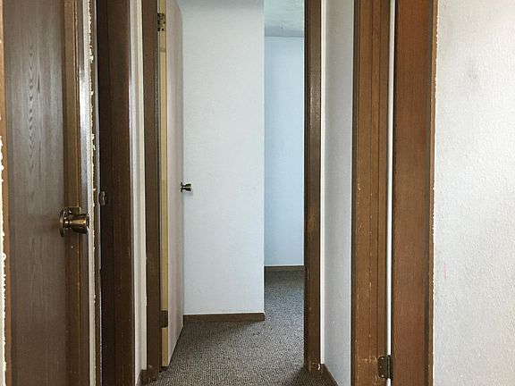 5th image of 1030 E Providence Ave