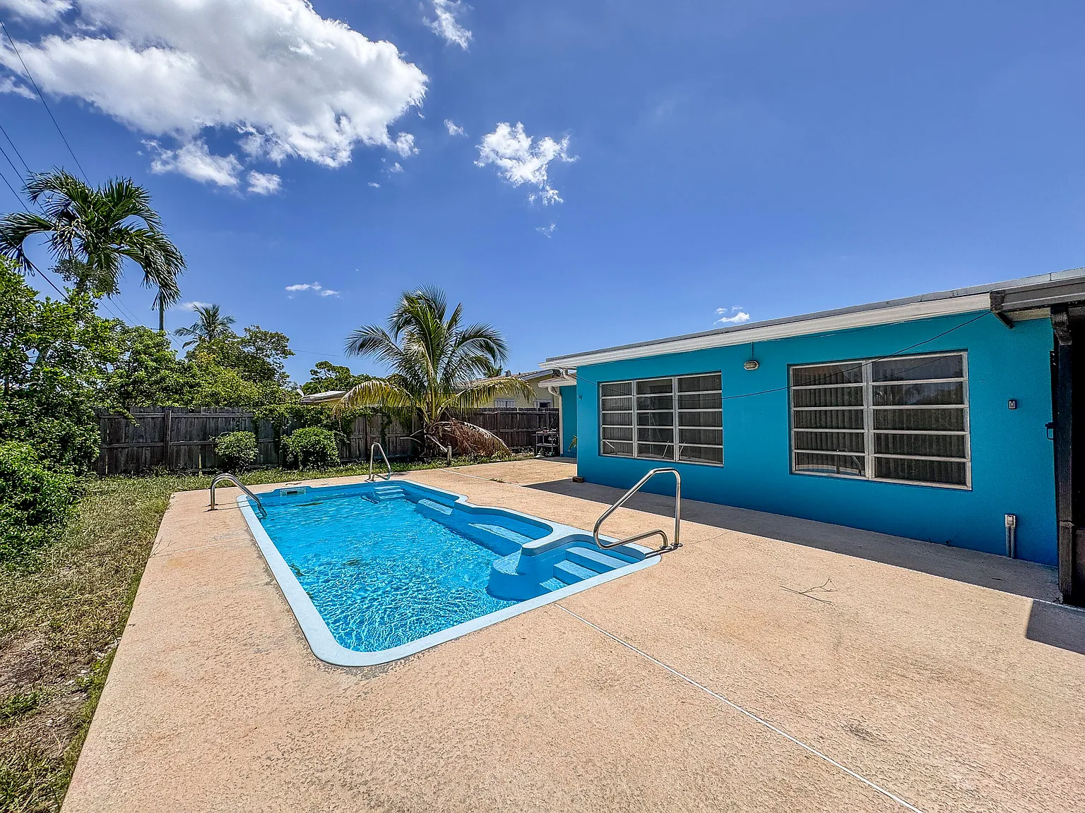 3 bed, 2.0 bath, 1505 sqft, $3,500 — Photo 1