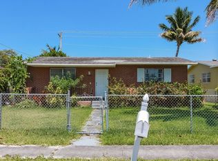 17125 NE 4th Pl, North Miami Beach, FL 33162