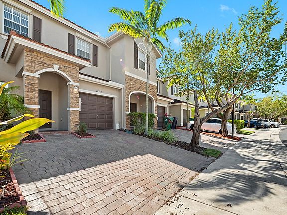 3rd image of 22387 SW 89th Ave