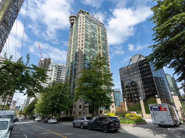 1367 Alberni St #1708, Vancouver, BC V6E 4R9