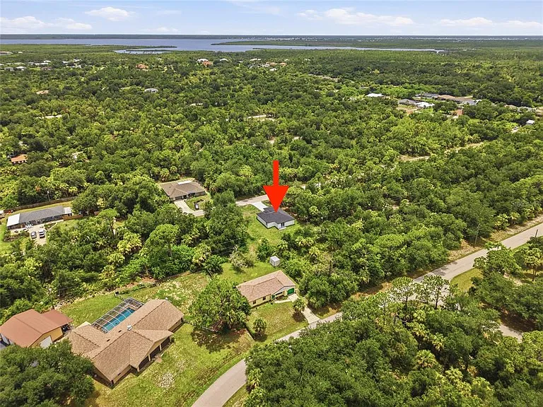 17180 Drayton Ln — Photo 30