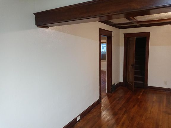 4th image of 3715 Bellefontaine Ave
