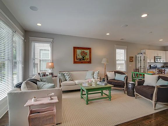 2nd image of 619 Chesterfield Way