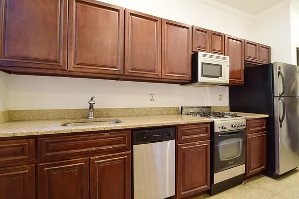 Rented by Corcoran | media 17