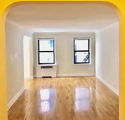 Rented by Stonehenge NYC LLC | media 12