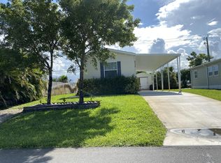 8138 SE Swan Ave, Hobe Sound, FL 33455