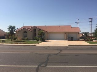 3289 Canyon View Dr, Santa Clara, UT 84765