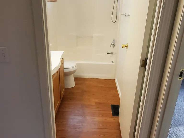 621 S 29th Dr — Photo 15