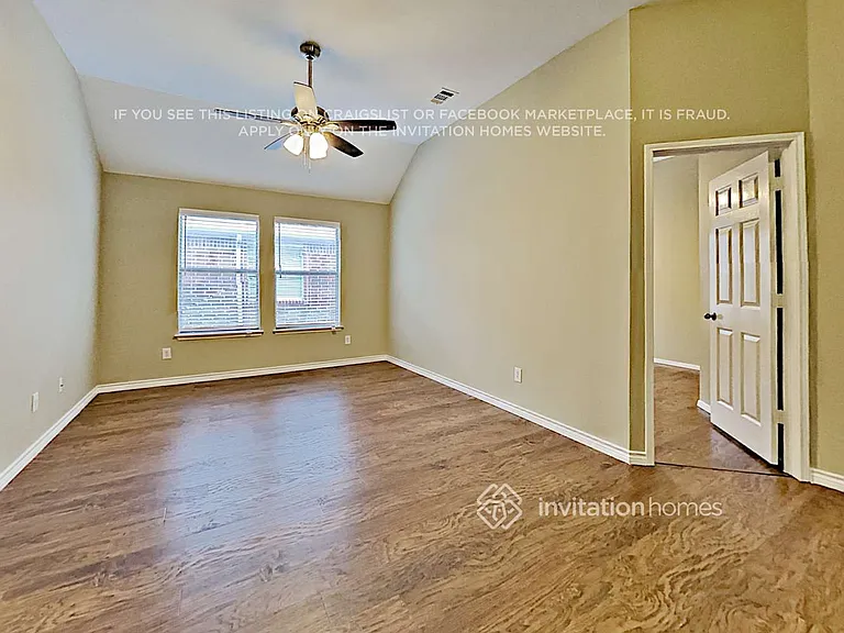 510 Maplewood Dr — Photo 7