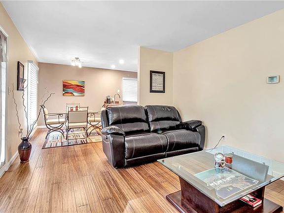 3rd image of 25 Bristol Dr #A