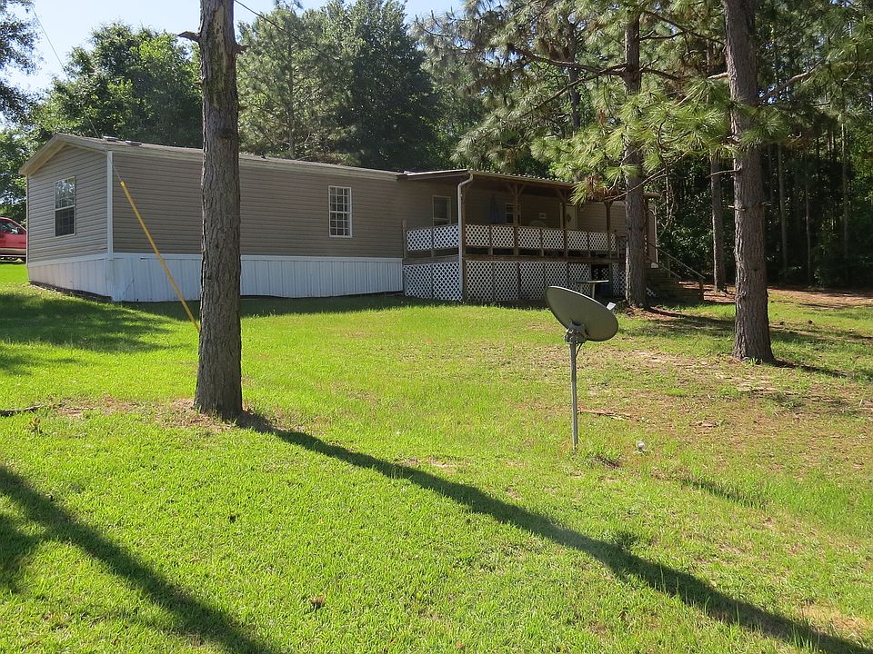 2nd image of 15037 NW Circle Ln