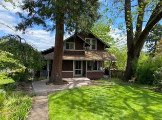 (Undisclosed Address), Eugene, OR 97401