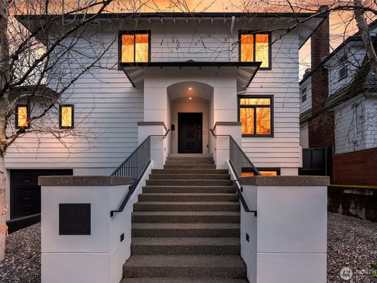 1932 15th Avenue E, Seattle, WA 98112