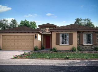 420 Lyon St, Reedley, CA 93654