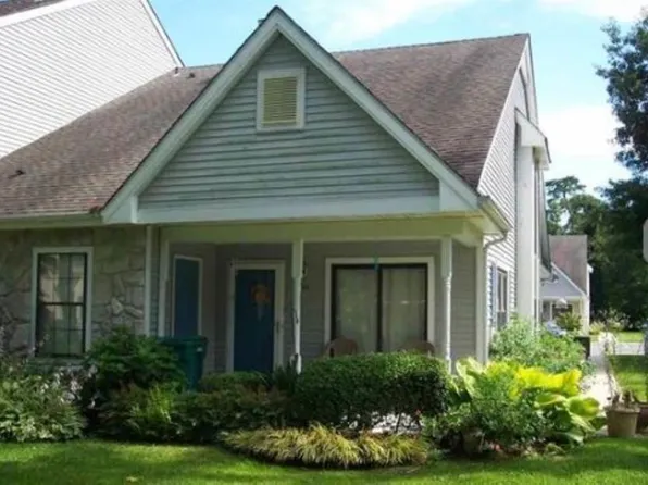 2601 Falcon Ct, Mays Landing, NJ 08330