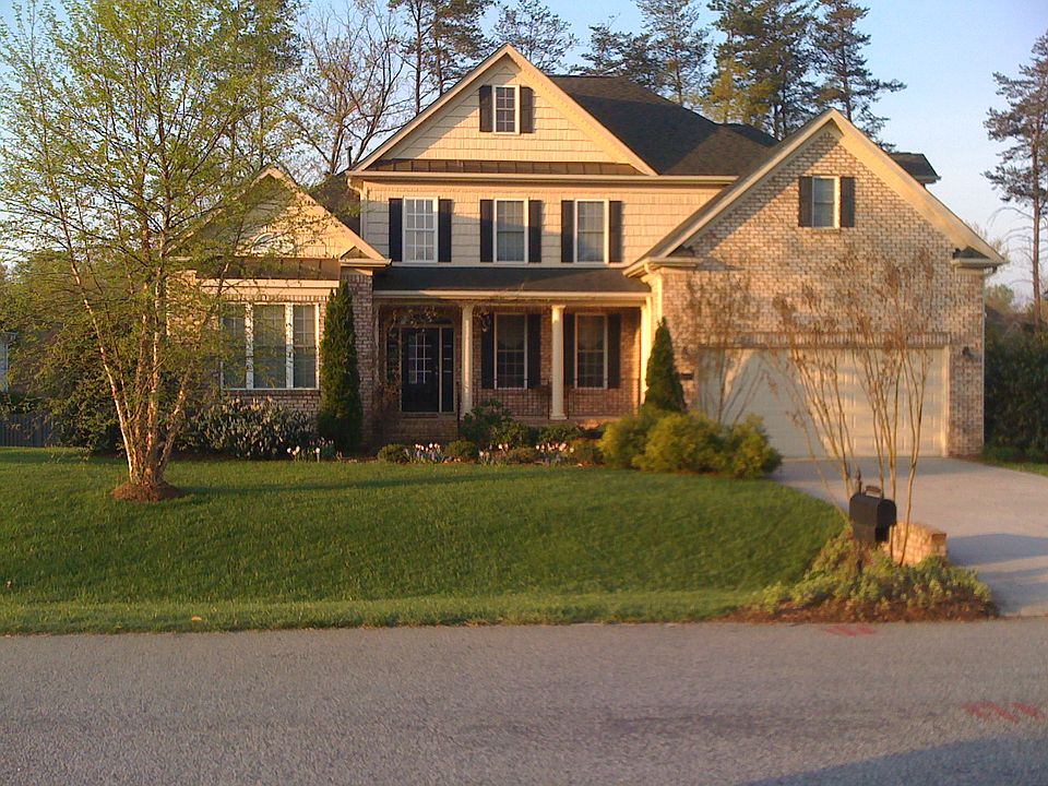 1st image of 2529 N Beech Ln