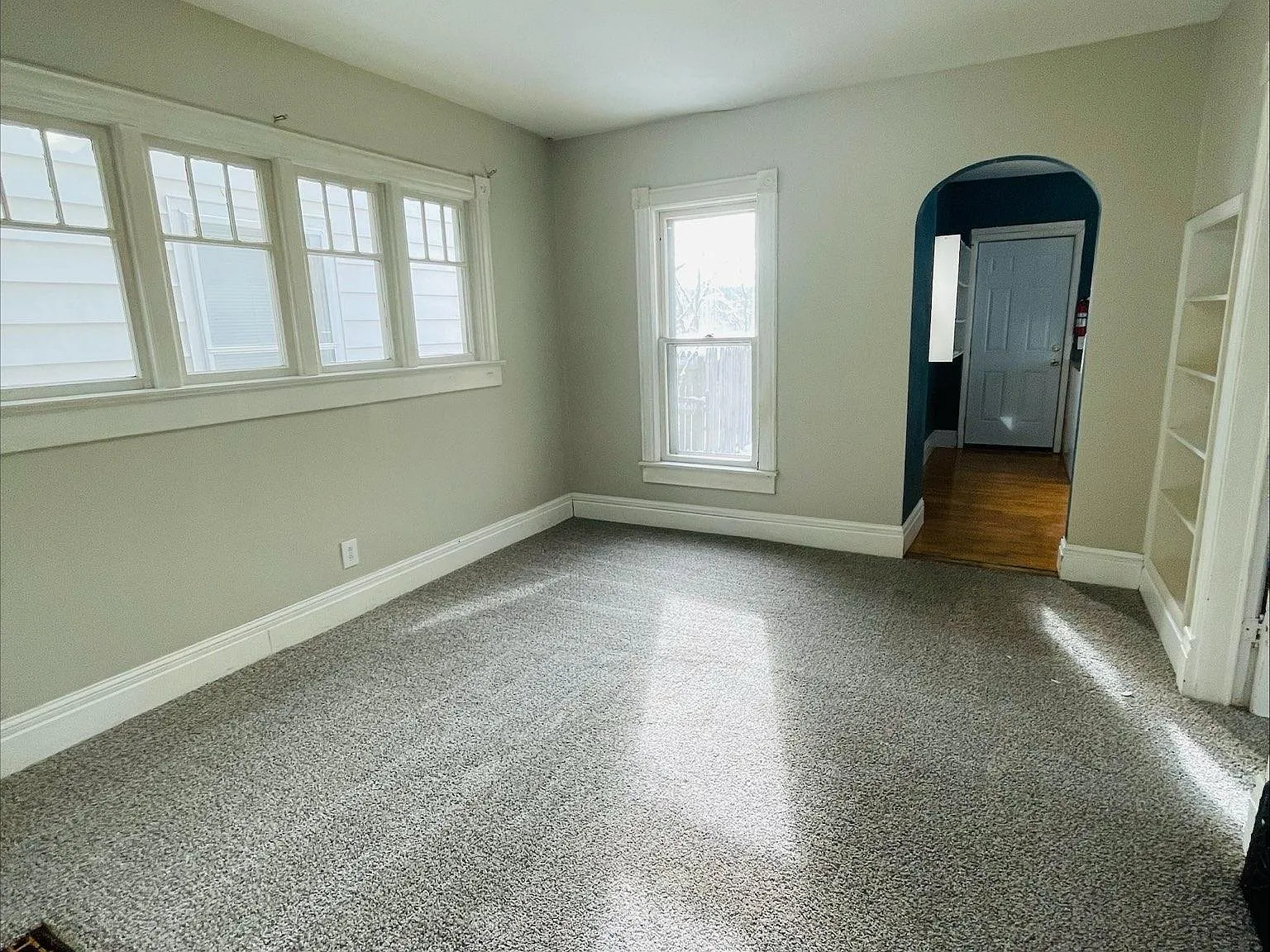 3 bed, 1212 sqft, $1,600 — Photo 4