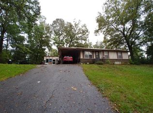 747 17th St, Calera, AL 35040