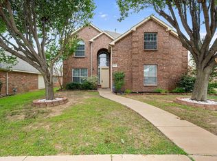 2307 Galway Dr, Mansfield, TX 76063