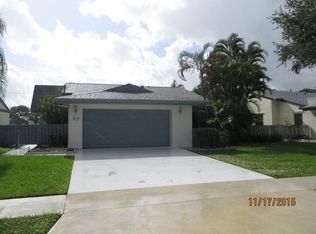 27 Baytree Cir, Boynton Beach, FL 33436