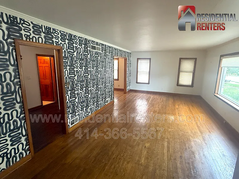 3 bed, 1.5 bath, 2039 sqft, $2,995 — Photo 4