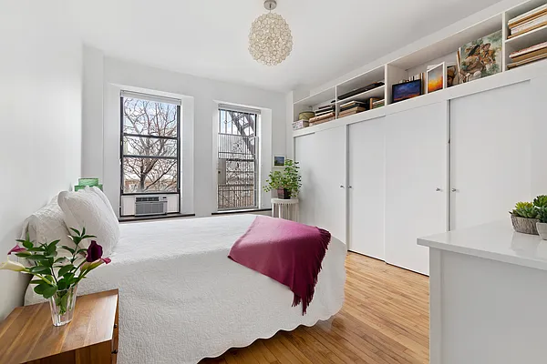 Sold by Compass | media 4