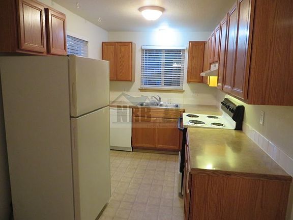 4th image of 8120 111th St E