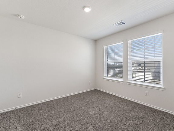 5th image of 1707 Potomac Ln