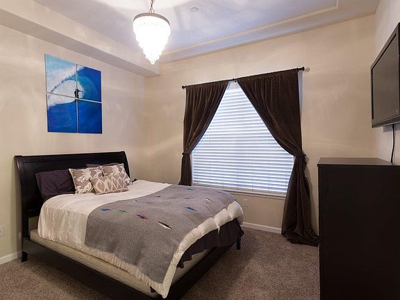 5th image of 2100 N Humboldt St APT 108