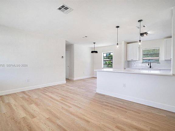 5th image of 2760 NW 164th Ter