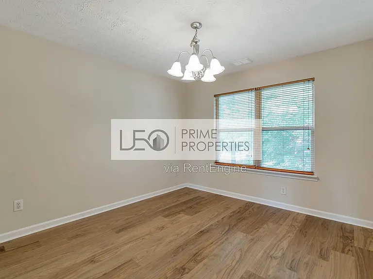 3168 Meadow Point Dr — Photo 13