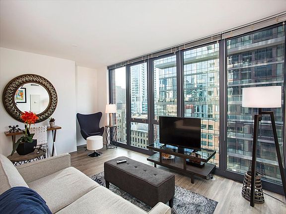 5th image of 630 N Franklin St #312-C