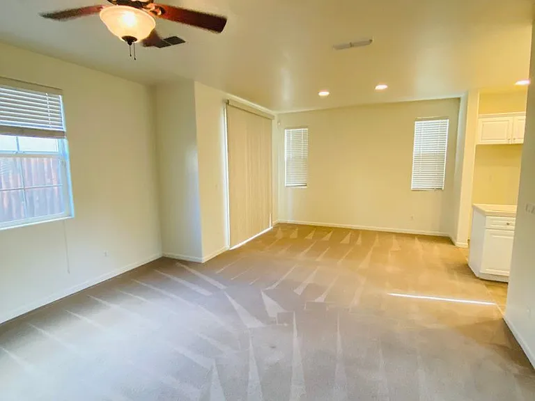 620 Candela Cir — Photo 5