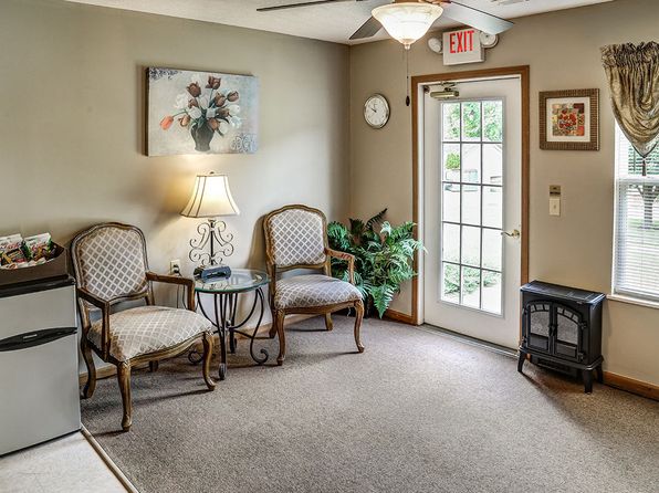 100 Robinson Rd #100J-5