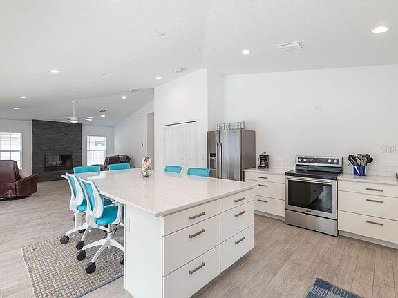 3rd image of 1605 Gulf Beach Blvd