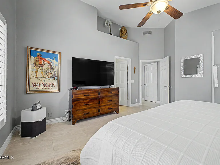 9026 W Escuda Dr — Photo 16