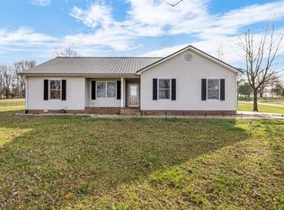 606 Barren River Dam Rd, Scottsville, KY 42164