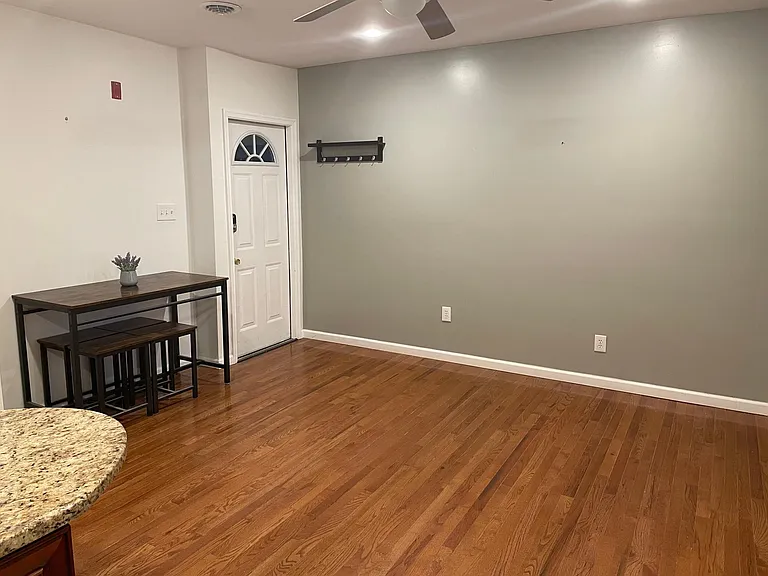 1215 N 4th St #3F — Photo 16