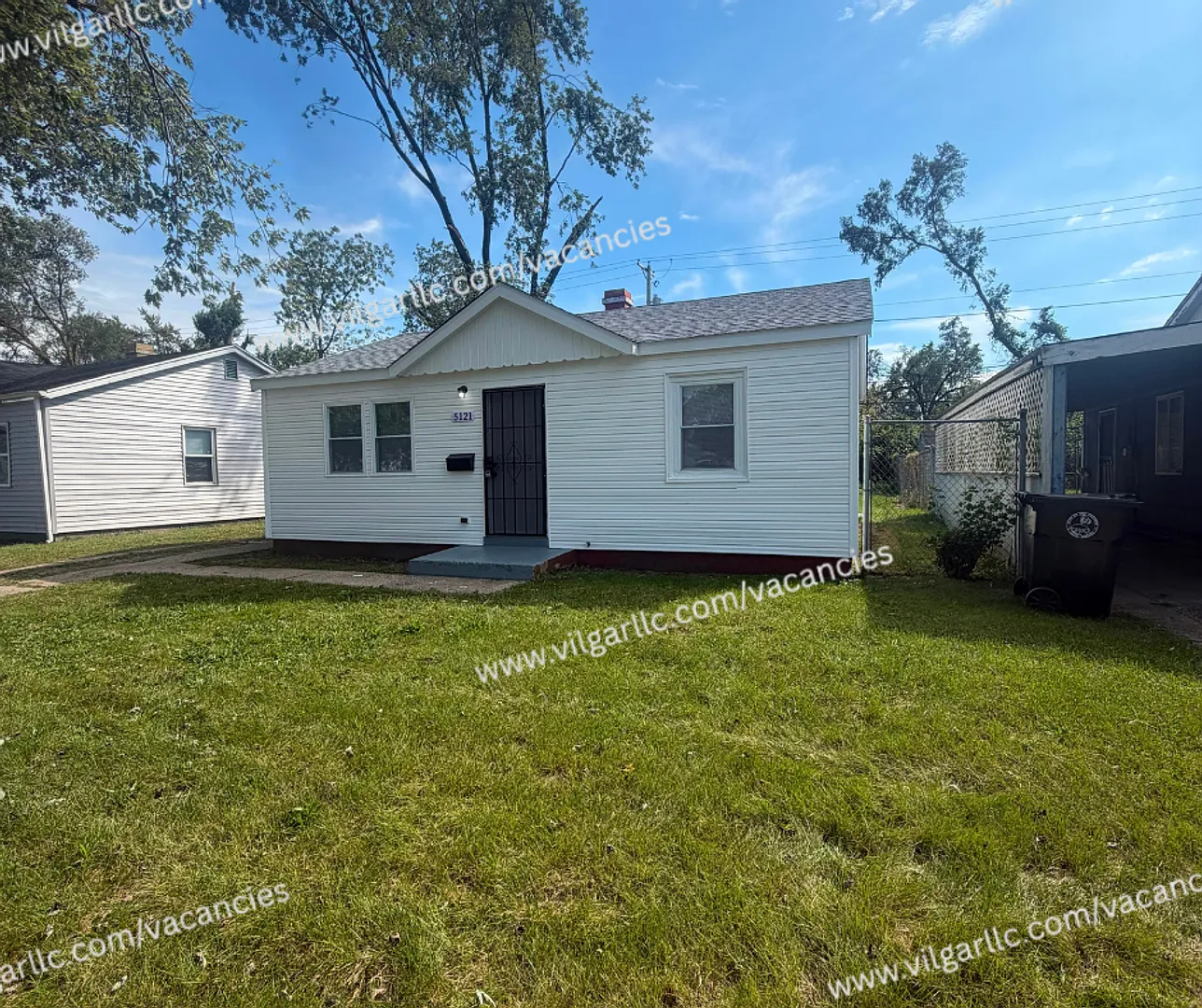 Very considerate 2 Bedroom 1 Bathroom home. — Photo 3