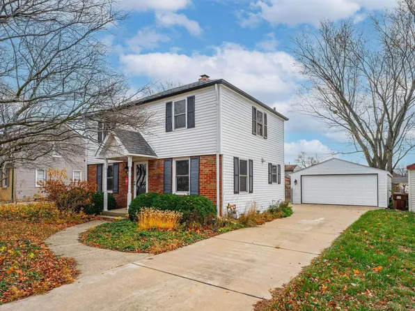 419 Theodore St, Loves Park, IL 61111