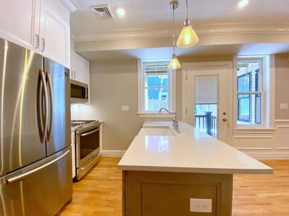 15-17 Tremont St #15-1