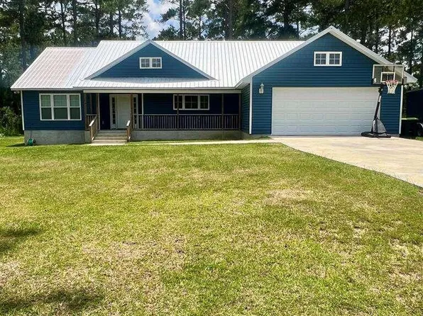 1663 Basswood Rd, Douglas, GA 31535