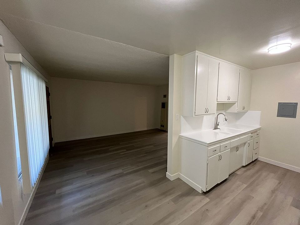 1st image of 1848 Purdue Ave APT 1