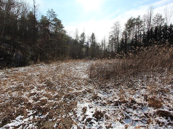 3rd image of 1721 S Highway 107