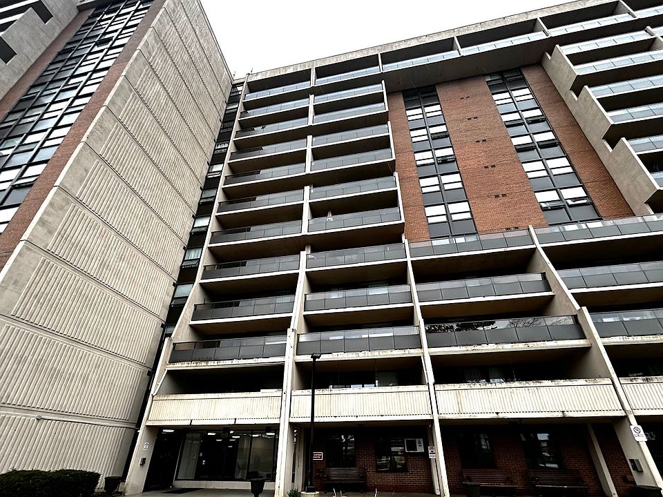 1st image of 2929 Aquitaine Ave #905