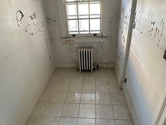 5th image of 11 Cleveland Ave
