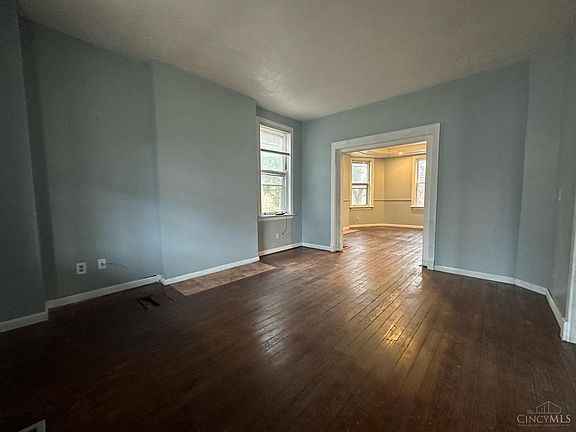 2nd image of 4667 Hamilton Ave