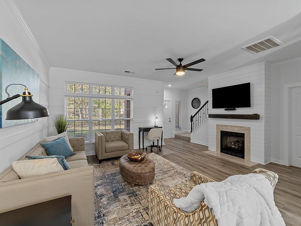 Open and welcoming living room