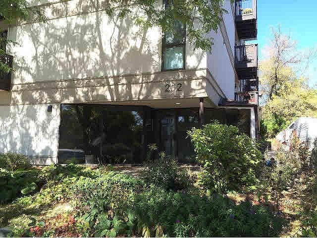 1st image of 232 W Franklin Avenue